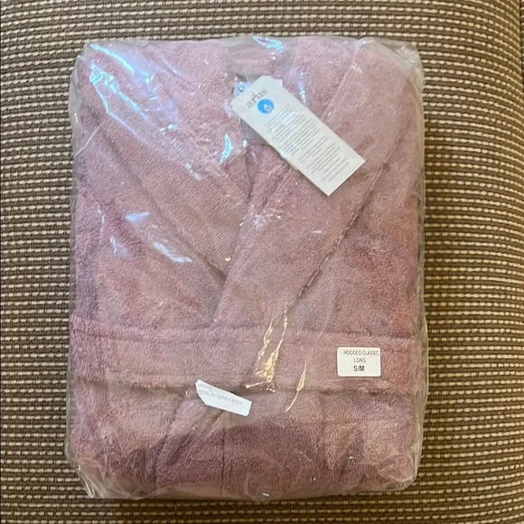 NWT Ares Hooded Classic Robe size s/m plum - Picture 1 of 6